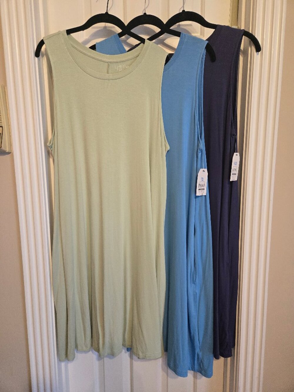 Time & Tru Size XXL Bundle of 3 Sleeveless Dresses Light Green, Lt Blue, Dk Blue